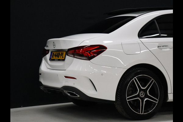 Mercedes-Benz A-Klasse 250 e Business Solution AMG Limited [TREKHAAK INKLAPBAAR, DIGITAL DASH, SCHUIFKANTELDAK, APPLE CARPLAY, ANDROID, SFEERVERLICHTING, CAMERA, ADAPTIVE CRUISE, STOELVERWARMING, PDC V+A, HALF LEDER, CLIMATE, NIEUWSTAAT]