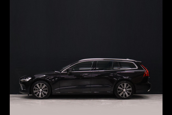 Volvo V60 2.0 T6 Recharge AWD Business Pro [APPLE CARPLAY, ADAPTIVE CRUISE CONTROL, STUUR EN STOELVERWARMING, DIGITAL DASH, TREKHAAK, CAMERA, PDC V+A, NAVIGATIE,NIEUWSTAAT]