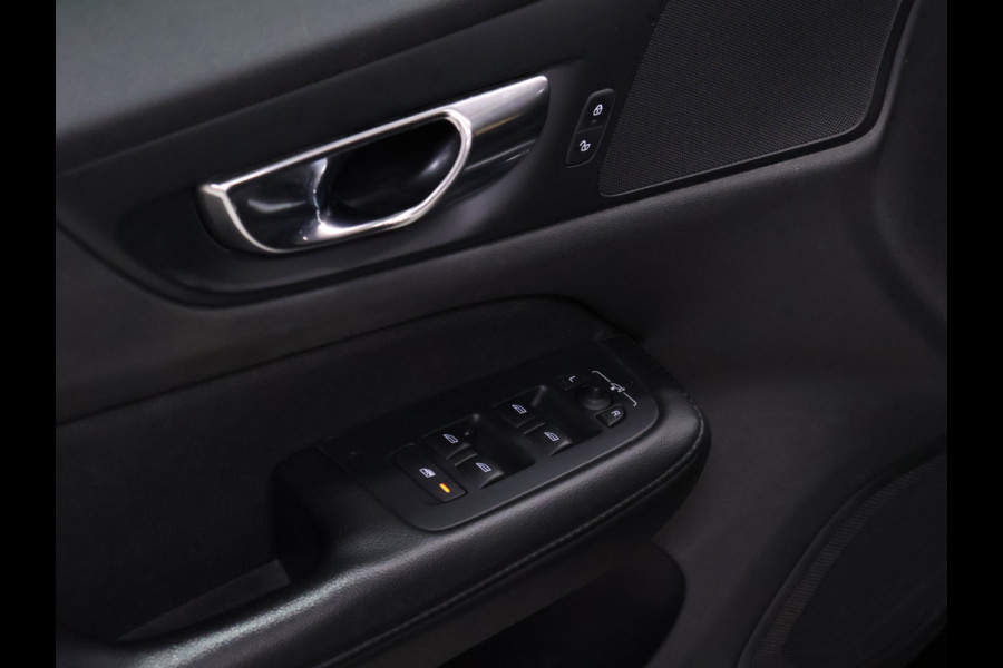 Volvo V60 2.0 T6 Recharge AWD Business Pro [APPLE CARPLAY, ADAPTIVE CRUISE CONTROL, STUUR EN STOELVERWARMING, DIGITAL DASH, TREKHAAK, CAMERA, PDC V+A, NAVIGATIE,NIEUWSTAAT]