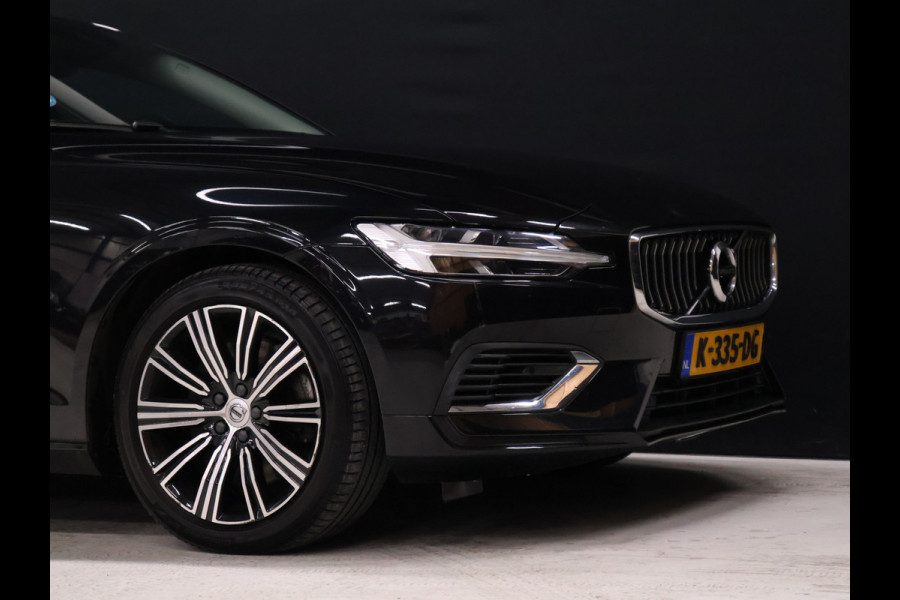Volvo V60 2.0 T6 Recharge AWD Business Pro [APPLE CARPLAY, ADAPTIVE CRUISE CONTROL, STUUR EN STOELVERWARMING, DIGITAL DASH, TREKHAAK, CAMERA, PDC V+A, NAVIGATIE,NIEUWSTAAT]