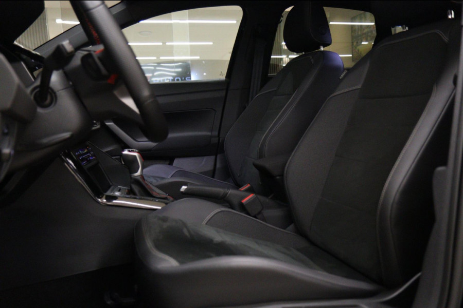 Volkswagen Polo 2.0 TSI GTI PANO/IQ-LIGHT/BEATS/STOELV/CARPLAY/VOL