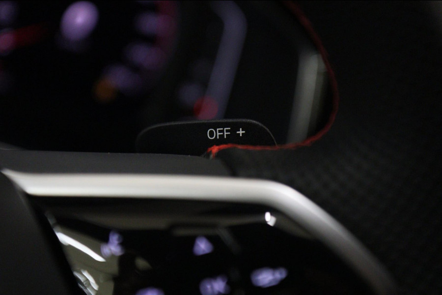 Volkswagen Polo 2.0 TSI GTI PANO/IQ-LIGHT/BEATS/STOELV/CARPLAY/VOL