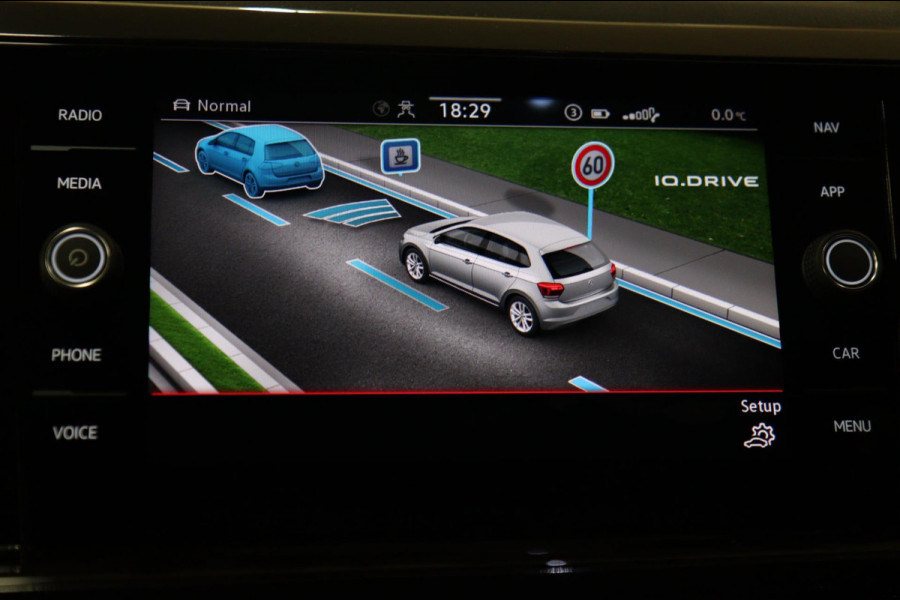 Volkswagen Polo 2.0 TSI GTI PANO/IQ-LIGHT/BEATS/STOELV/CARPLAY/VOL