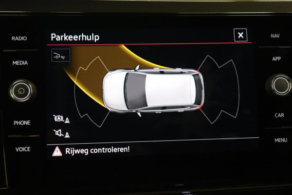 Volkswagen Polo 2.0 TSI GTI PANO/IQ-LIGHT/BEATS/STOELV/CARPLAY/VOL