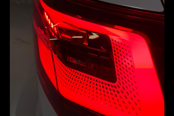 Volkswagen Golf 2.0 TSI GTI Clubsport | NARDO | 300 PK | Pano | IQ. Licht