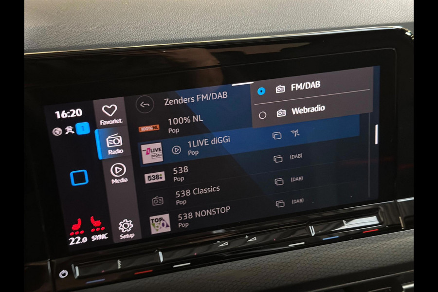 Volkswagen Golf 2.0 TSI GTI Clubsport | NARDO | 300 PK | Pano | IQ. Licht