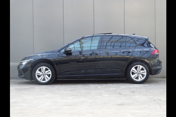 Volkswagen Golf 1.5 TSI Style * PANORAMADAK * KEYLESS * 4 SEIZOENSBANDEN !!