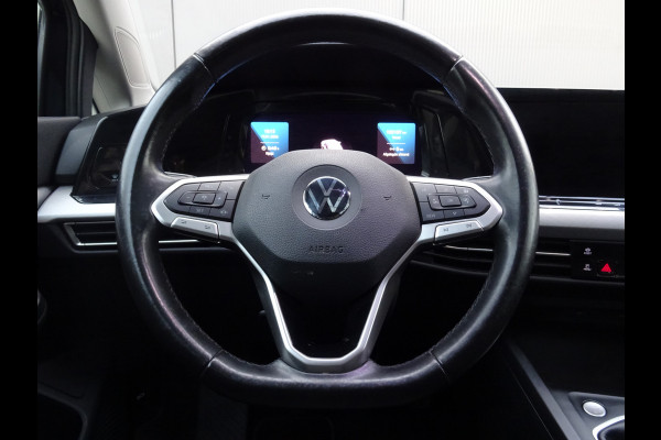 Volkswagen Golf 1.5 TSI Style * PANORAMADAK * KEYLESS * 4 SEIZOENSBANDEN !!