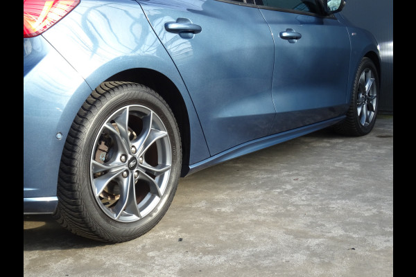 Ford Focus 1.0 EcoBoost Titanium X ST-LINE * PANORAMADAK * 4 SEIZONSBANDEN !!