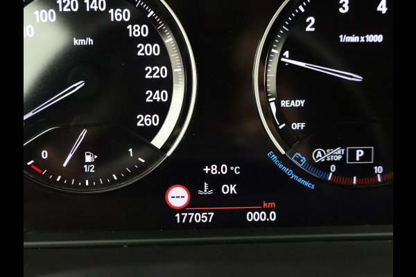 BMW X1 sDrive18i AUT. SPORTLINE + TREKHAAK | LED | SPORTSTOELEN | STOELVERWARMING | NAVIGATIE