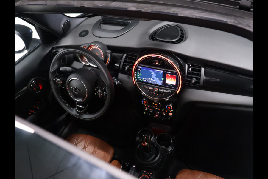 MINI Mini 1.5 Cooper 60 Years Edition [SCHUIFKANTELDAK, HARMAN/KARDON, APPLE CARPLAY, HEAD-UP, STOELVERWARMING, VOL LEDER, PDC V+A, CRUISE, CLIMATE, NIEUWSTAAT]