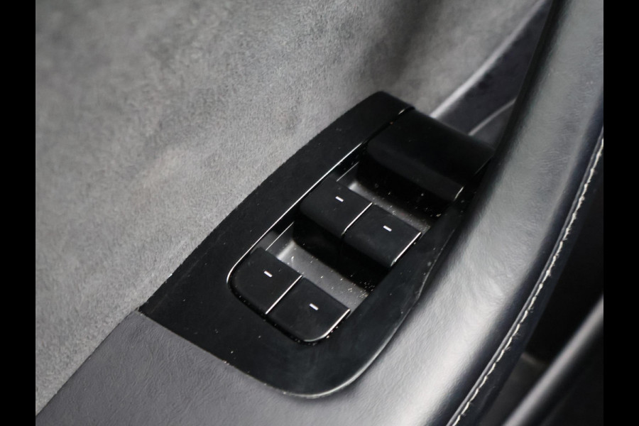 Tesla Model 3 PERFORMANCE 462 PK AWD 75 KWH ORIG. NL + 20 INCH | AUTOPILOT | PANORAMA | LEDER