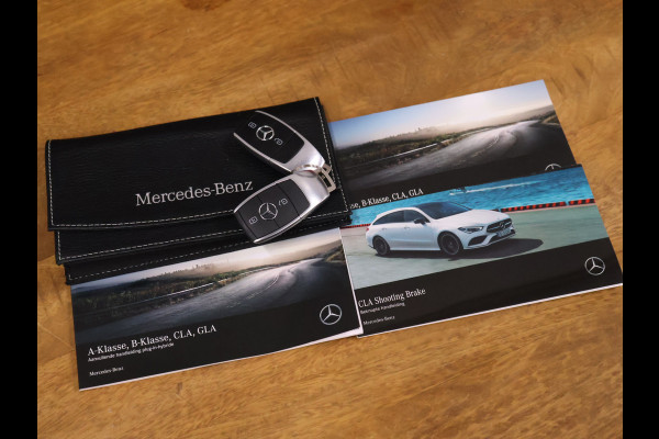 Mercedes-Benz CLA-Klasse Shooting Brake 250 e AMG Limited FULL OPTION [ADAPTIVE CRUISE, CAMERA, APPLE CARPLAY,  MEMORY SEATS, SCHUIFKANTELDAK, SFEERVERLICHTING, DIGITAL DASH, TREKHAAK, HALF LEDER, NAVIGATIE, NIEUWSTAAT]