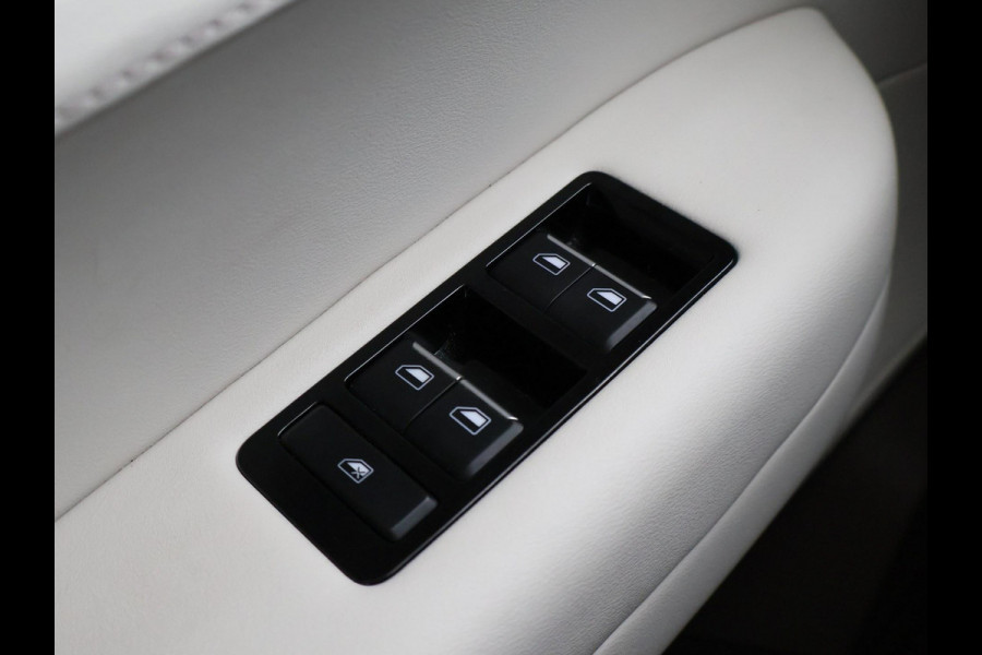 Aiways U5 63kWh SHOWROOM + SFEERVERLICHTING | CARPLAY | 360 CAMERA | ACC | LEDER | LED