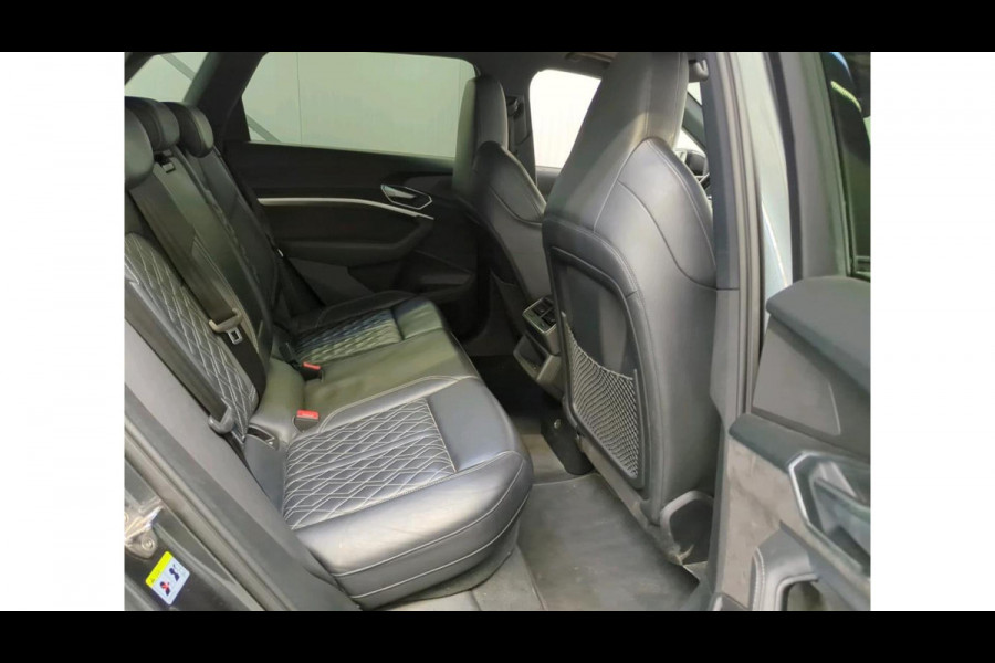 Audi e-tron 55 Aut. Quattro S-Line S-Edition 95kwh | Panorama | S Stoelen | Matrix | Camera |