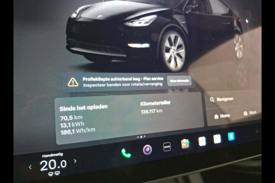 Tesla Model Y Aut. STD Range Plus | Navi | Panorama | Camera