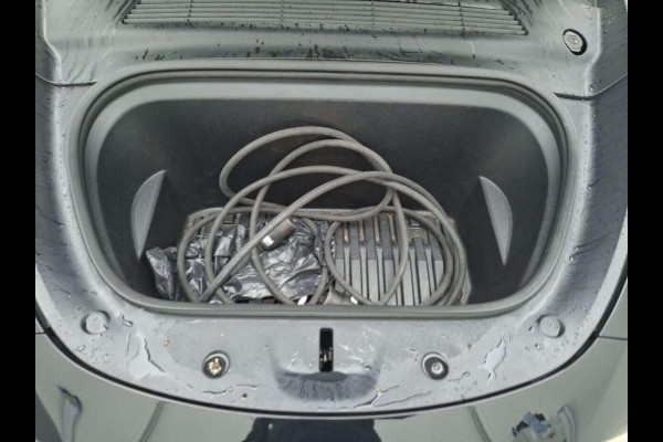 Tesla Model Y Aut. STD Range Plus | Navi | Panorama | Camera