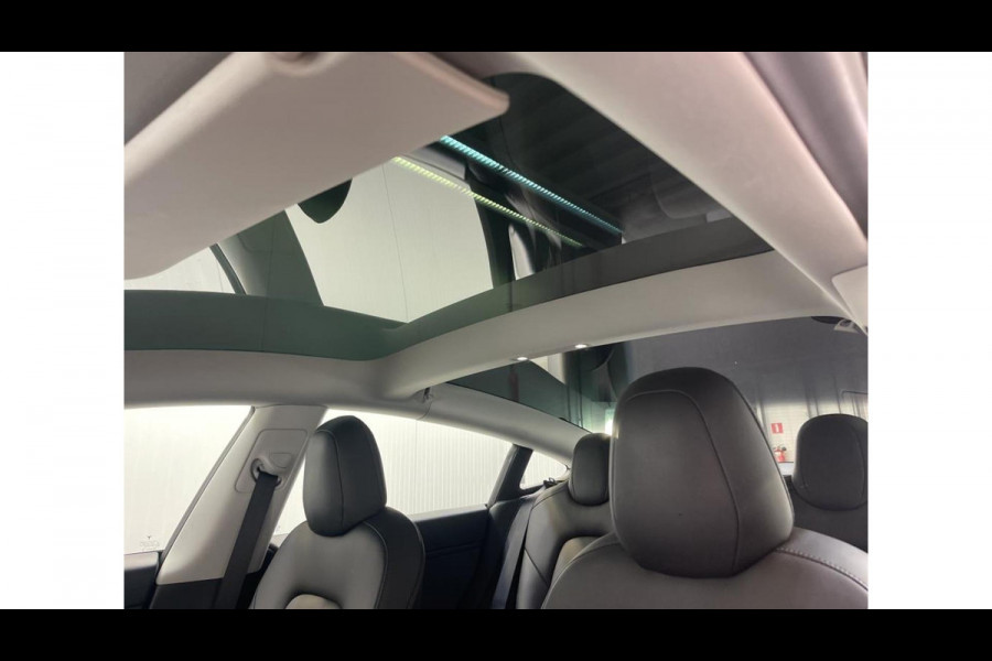 Tesla Model 3 Long Range AWD 75kWh | Panorama | Leder | Navi | Camera