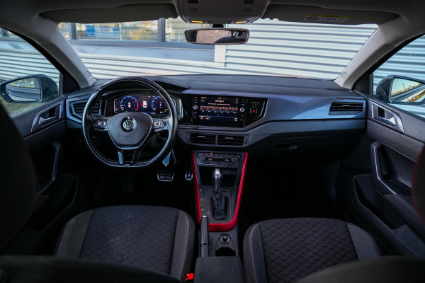 Volkswagen Polo 1.0 TSI Highline JOIN AUTOMAAT Clima Stoelverwarming Virtuale Teller