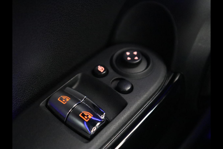 MINI Cooper S 2.0 60 Years | Panoramadak | Stoelverwarming | Leder | Head-Up | Park Assist | Carplay | Navigatie | Keyless | Full LED | Harman/Kardon | Climate control | Cruise control