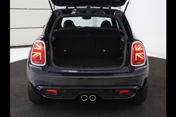MINI Cooper S 2.0 60 Years | Panoramadak | Stoelverwarming | Leder | Head-Up | Park Assist | Carplay | Navigatie | Keyless | Full LED | Harman/Kardon | Climate control | Cruise control