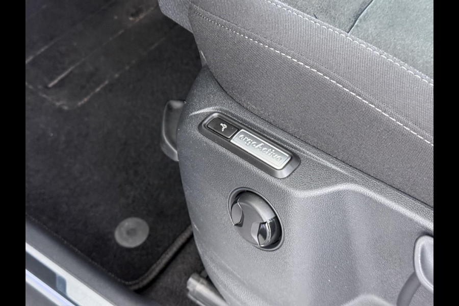 Volkswagen Tiguan 1.5 TSI ACT Comfortline Business AUT. |PANO| ADAPTIVE CRUISE| STOELVERWARMING| ELEK. ACHTERKLEP|  RIJKLAARPRIJS INCL. 12 MND BOVAG GARANTIE