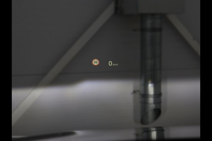 BMW X1 sDrive20i Executive | Sportstoelen | Head-Up | Full LED | Navigatie | DAB | Climate control | Parkeerhulp | Cruise control | Bluetooth