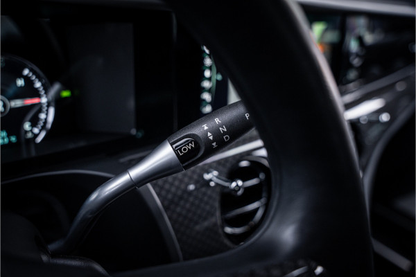 Rolls-Royce Ghost 6.75 V12 - Black Badge | Sterrenhemel | Bespoke Audio | Stoelkoeling & Massage