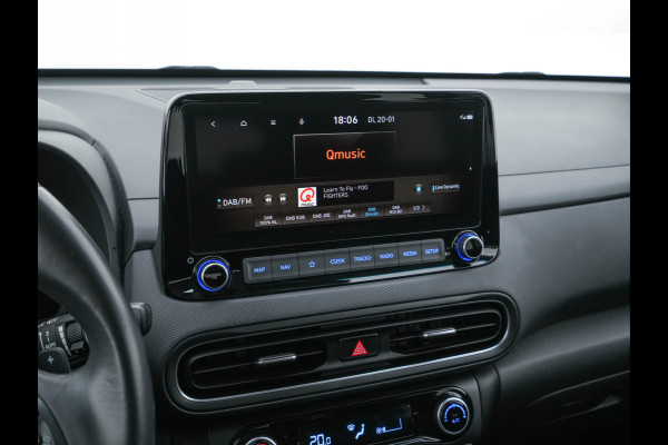 Hyundai Kona 1.6 GDI HEV Fashion (INCL-BTW) Aut. *NAVI-FULLMAP | DIGI-COCKPIT | FULL-LED | KEYLESS | CAMERA | HEAD-UP | SHIFT-PADDLES | DAB | COMFORT-SEATS | PRIVACY-GLASS | TOWBAR | 16 "ALU*