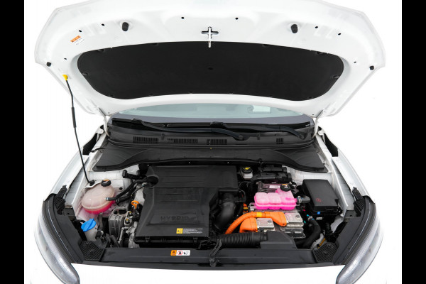 Hyundai Kona 1.6 GDI HEV Fashion (INCL-BTW) Aut. *NAVI-FULLMAP | DIGI-COCKPIT | FULL-LED | KEYLESS | CAMERA | HEAD-UP | SHIFT-PADDLES | DAB | COMFORT-SEATS | PRIVACY-GLASS | TOWBAR | 16 "ALU*