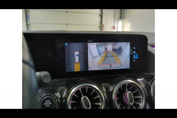 Mercedes-Benz B-Klasse 200 Business Solution Luxury NL AUTO | WIDESCREEN | PANO | CAMERA | TREKHAAK