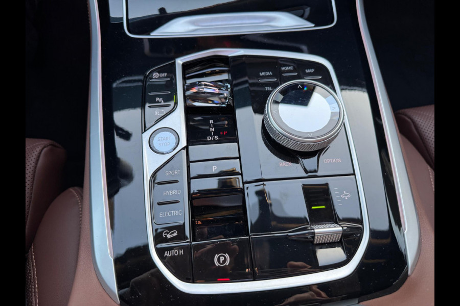 BMW X5 XDrive50e MAXTON H&K HUD BTW Softclose PANO Trekhaak