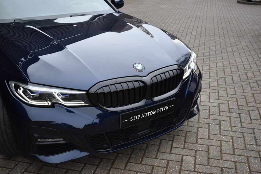 BMW 3 Serie 330e M Sport Individual | Pano | ACC | Laser Light | Memory | Harman/Kardon | Camera |