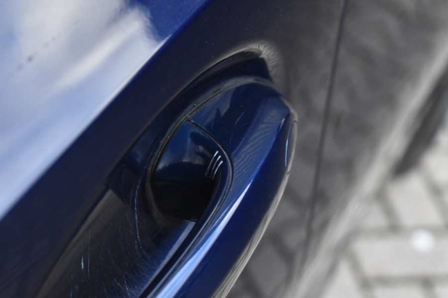 BMW 3 Serie 330e M Sport Individual | Pano | ACC | Laser Light | Memory | Harman/Kardon | Camera |