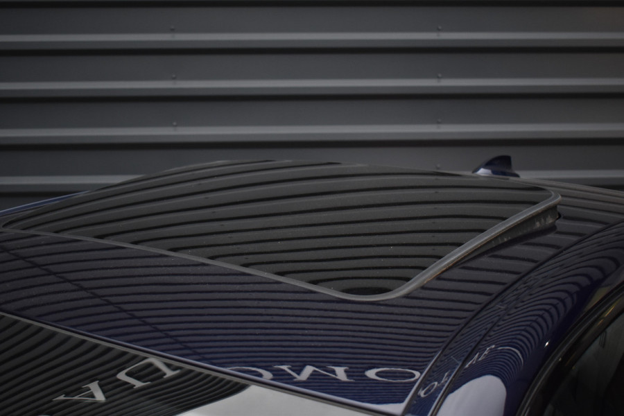 BMW 3 Serie 330e M Sport Individual | Pano | ACC | Laser Light | Memory | Harman/Kardon | Camera |