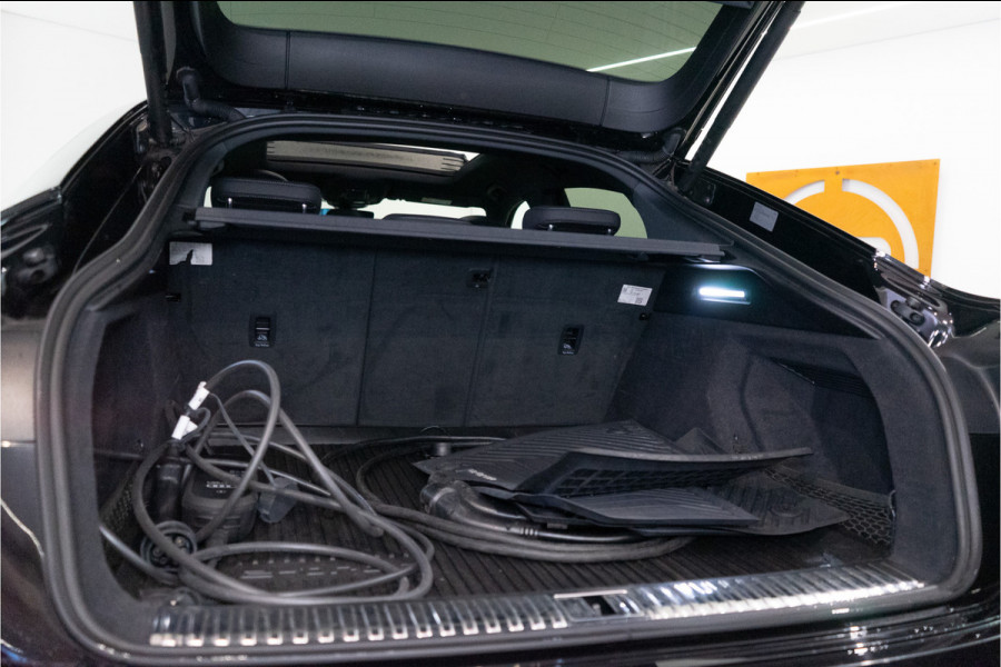 Audi e-tron Sportback 55 Quattro S Edition 95 kWh 408PK | NL AUTO/NAP/1E Eig. | Pano | Memory | Stoelverw. | 12 MND Garantie