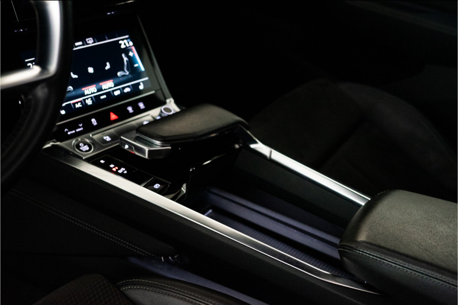 Audi e-tron Sportback 55 Quattro S Edition 95 kWh 408PK | NL AUTO/NAP/1E Eig. | Pano | Memory | Stoelverw. | 12 MND Garantie