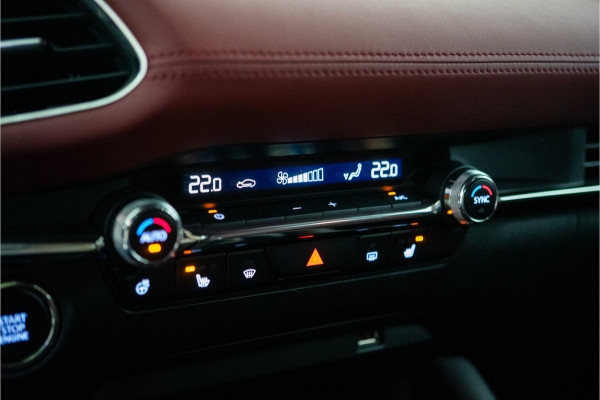 Mazda 3 2.0 e-SkyActiv-X M Hybrid 180 Luxury 187PK | NL AUTO+NAP | Bose | Leder | HUD | Elektr. Stoelen | VOL OPTIE! 12 MND Garantie