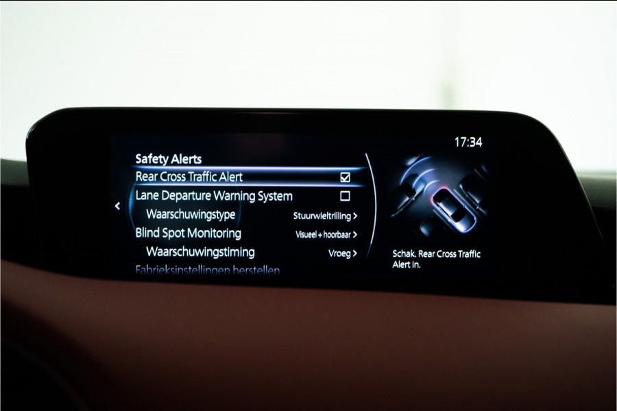 Mazda 3 2.0 e-SkyActiv-X M Hybrid 180 Luxury 187PK | NL AUTO+NAP | Bose | Leder | HUD | Elektr. Stoelen | VOL OPTIE! 12 MND Garantie