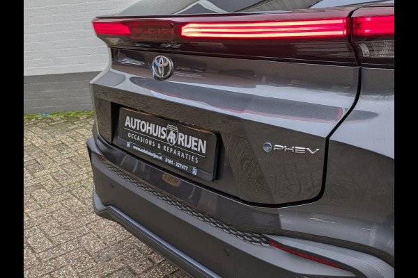 Toyota C-HR 2.0 Plug-in Hybrid 220 Dynamic|Stoel/Stuurverwarming|Groot-Navi|Adaptive-Cruise|Apple-Carplay/Android-Auto