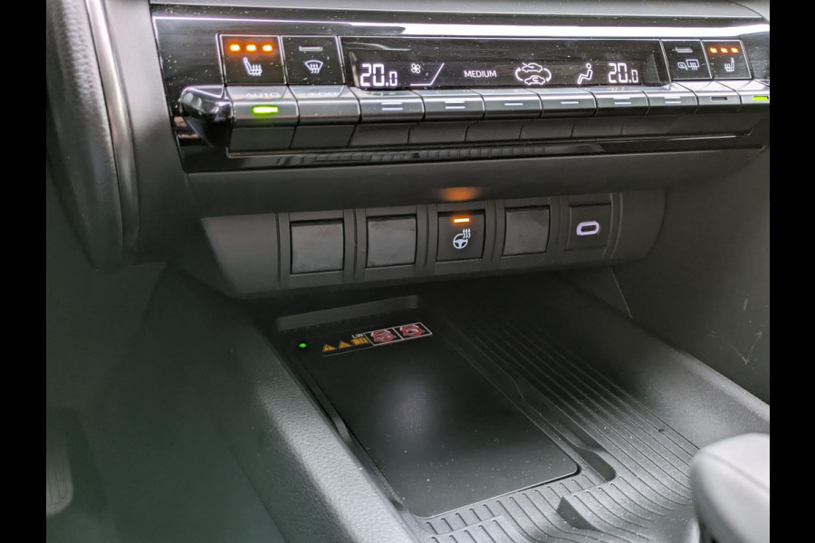 Toyota C-HR 2.0 Plug-in Hybrid 220 Dynamic|Stoel/Stuurverwarming|Groot-Navi|Adaptive-Cruise|Apple-Carplay/Android-Auto