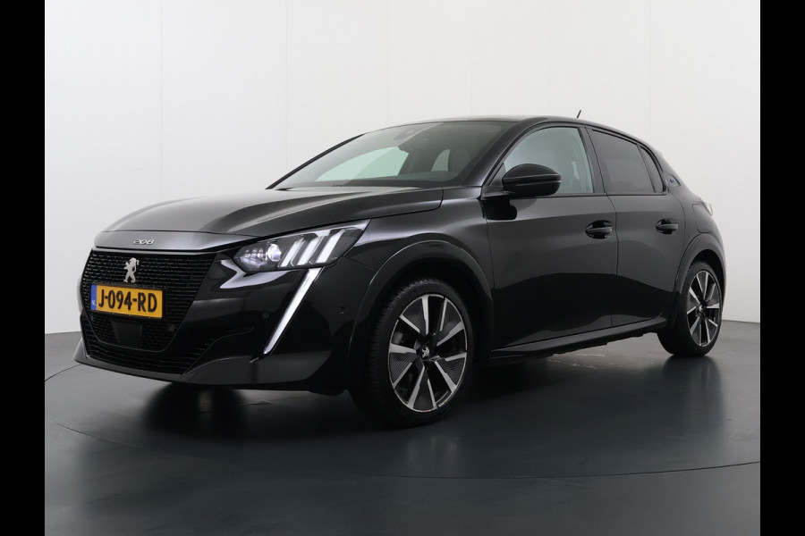 Peugeot e-208 EV GT-line 350 50kWh Pano-dak 360°Camera Leder/Alcantara Adaptive-Cruise Apple Carplay Android Auto Navi Ecc Pdc-a+v SOH 89% Stoelverwarming Led Lmv 17" Regen-Lichtsensor Privacy Glas Keyless DAB+ 1e Eigenaar Origineel Nederlandse Auto Dealeronderhouden Bomvol € 40.000 nieuw!