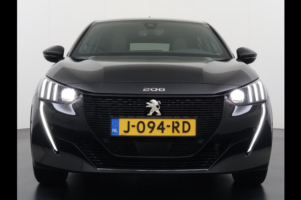 Peugeot e-208 EV GT-line 350 50kWh Pano-dak 360°Camera Leder/Alcantara Adaptive-Cruise Apple Carplay Android Auto Navi Ecc Pdc-a+v SOH 89% Stoelverwarming Led Lmv 17" Regen-Lichtsensor Privacy Glas Keyless DAB+ 1e Eigenaar Origineel Nederlandse Auto Dealeronderhouden Bomvol € 40.000 nieuw!