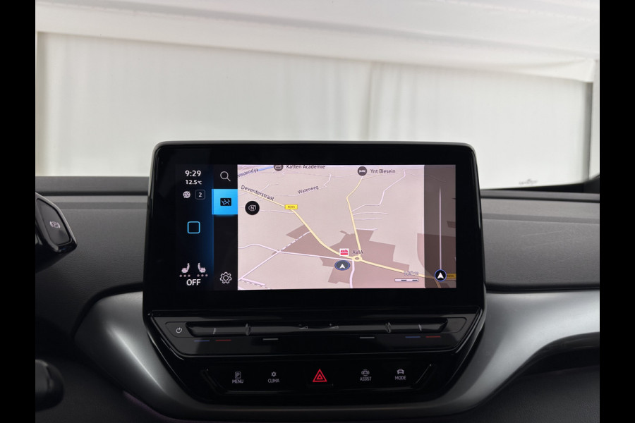 Volkswagen ID.4 First 77 kWh [ 3-Fase ] {SOH-83%} (INCL-BTW) *LEATHER-MICROFIBRE | FULL-LED | ADAPTIVE-CRUISE | HEATED-COMFORTSEATS | DIGI-COCKPIT | AMBIENTLIGHT | NAVI-FULLMAP | PDC | TOWBAR | PRIVACY-GLASS | CAMERA | 20''ALU*
