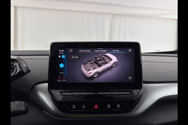 Volkswagen ID.4 First 77 kWh [ 3-Fase ] {SOH-83%} (INCL-BTW) *LEATHER-MICROFIBRE | FULL-LED | ADAPTIVE-CRUISE | HEATED-COMFORTSEATS | DIGI-COCKPIT | AMBIENTLIGHT | NAVI-FULLMAP | PDC | TOWBAR | PRIVACY-GLASS | CAMERA | 20''ALU*