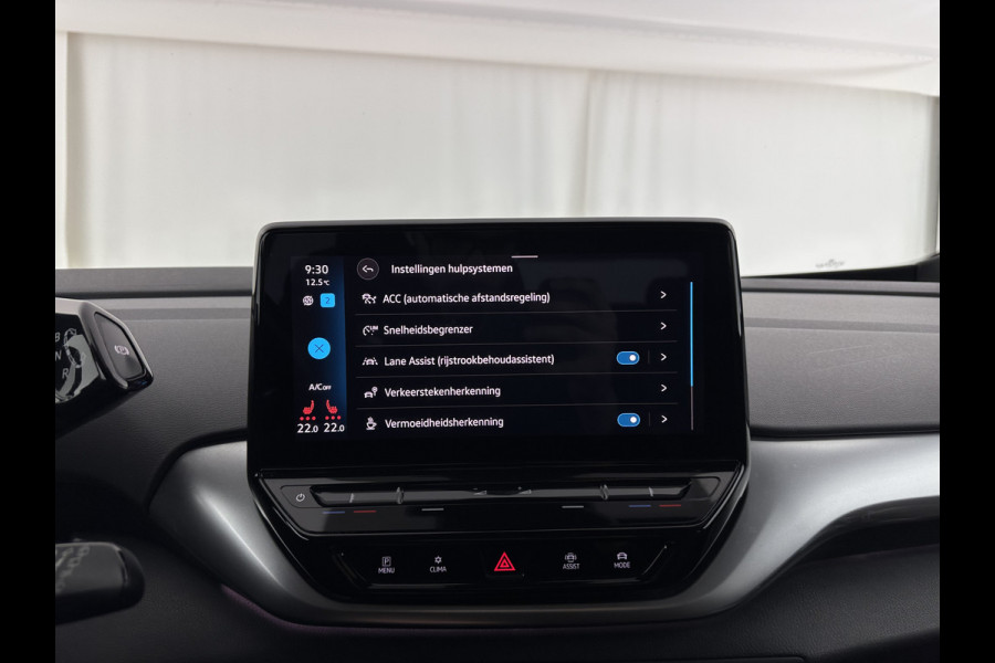 Volkswagen ID.4 First 77 kWh [ 3-Fase ] {SOH-83%} (INCL-BTW) *LEATHER-MICROFIBRE | FULL-LED | ADAPTIVE-CRUISE | HEATED-COMFORTSEATS | DIGI-COCKPIT | AMBIENTLIGHT | NAVI-FULLMAP | PDC | TOWBAR | PRIVACY-GLASS | CAMERA | 20''ALU*