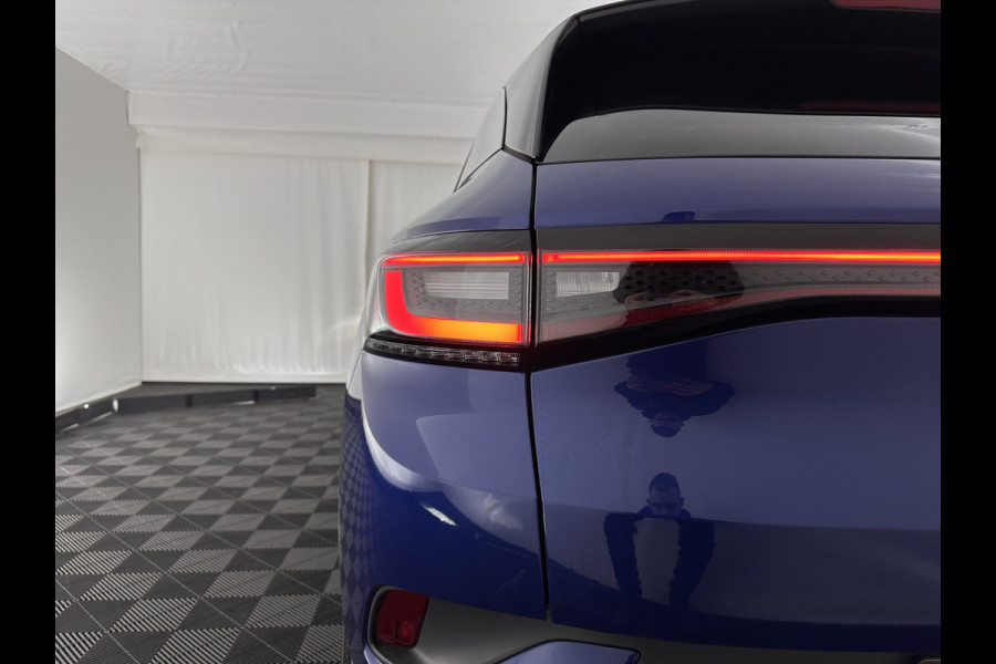 Volkswagen ID.4 First 77 kWh [ 3-Fase ] {SOH-83%} (INCL-BTW) *LEATHER-MICROFIBRE | FULL-LED | ADAPTIVE-CRUISE | HEATED-COMFORTSEATS | DIGI-COCKPIT | AMBIENTLIGHT | NAVI-FULLMAP | PDC | TOWBAR | PRIVACY-GLASS | CAMERA | 20''ALU*
