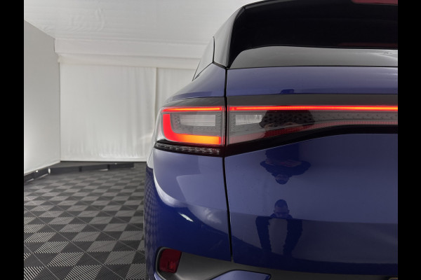 Volkswagen ID.4 First 77 kWh [ 3-Fase ] {SOH-83%} (INCL-BTW) *LEATHER-MICROFIBRE | FULL-LED | ADAPTIVE-CRUISE | HEATED-COMFORTSEATS | DIGI-COCKPIT | AMBIENTLIGHT | NAVI-FULLMAP | PDC | TOWBAR | PRIVACY-GLASS | CAMERA | 20''ALU*