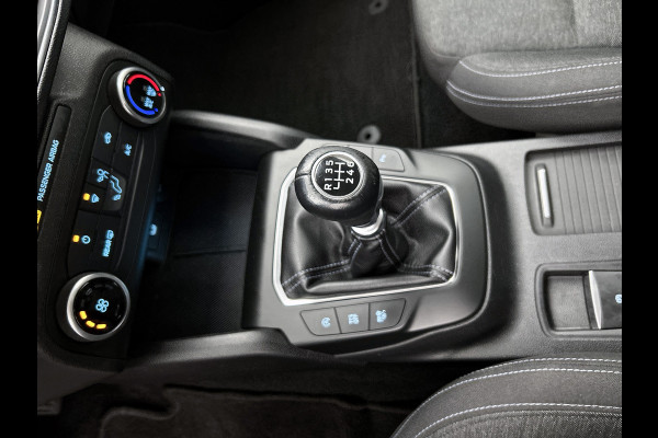 Ford FOCUS Wagon 1.5D 120PK Euro6 Active Business / Trekhaak / Navigatie / Airco / Pdc.V+A / Xenon / B&O Radio multimedia / Technology-Family Pack / Apk 06-2026