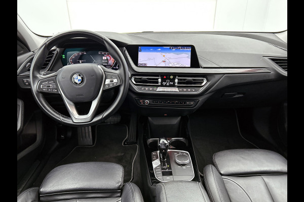BMW 1-serie 118i Business Edition Plus | NL-Auto | Perf onderH | 2e eig | Dig Dash | StoelverW | AchterCam | Climate | Cruise |ETC